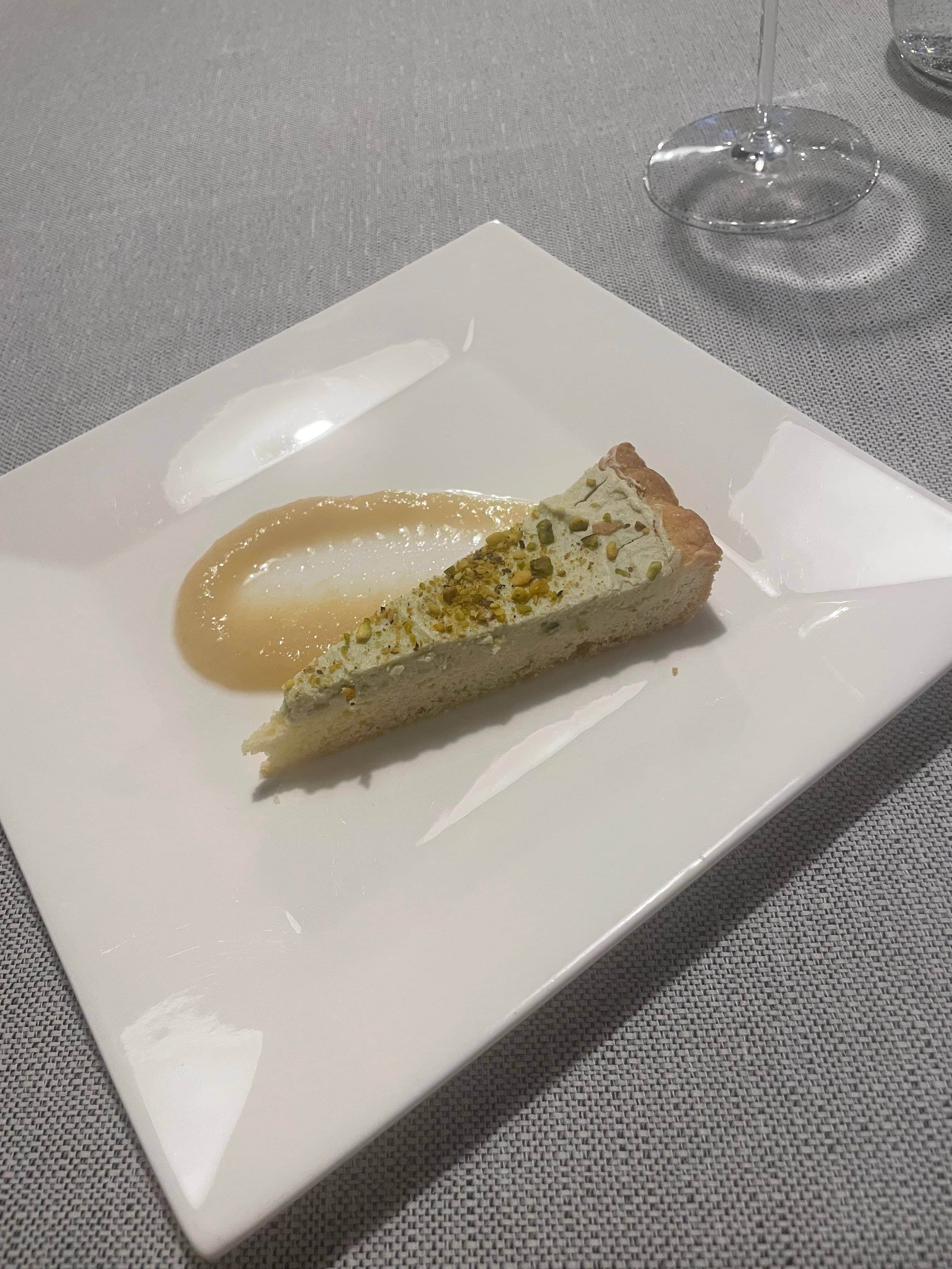 Pistachetaartje als afsluiter van het vijfgangenmenu