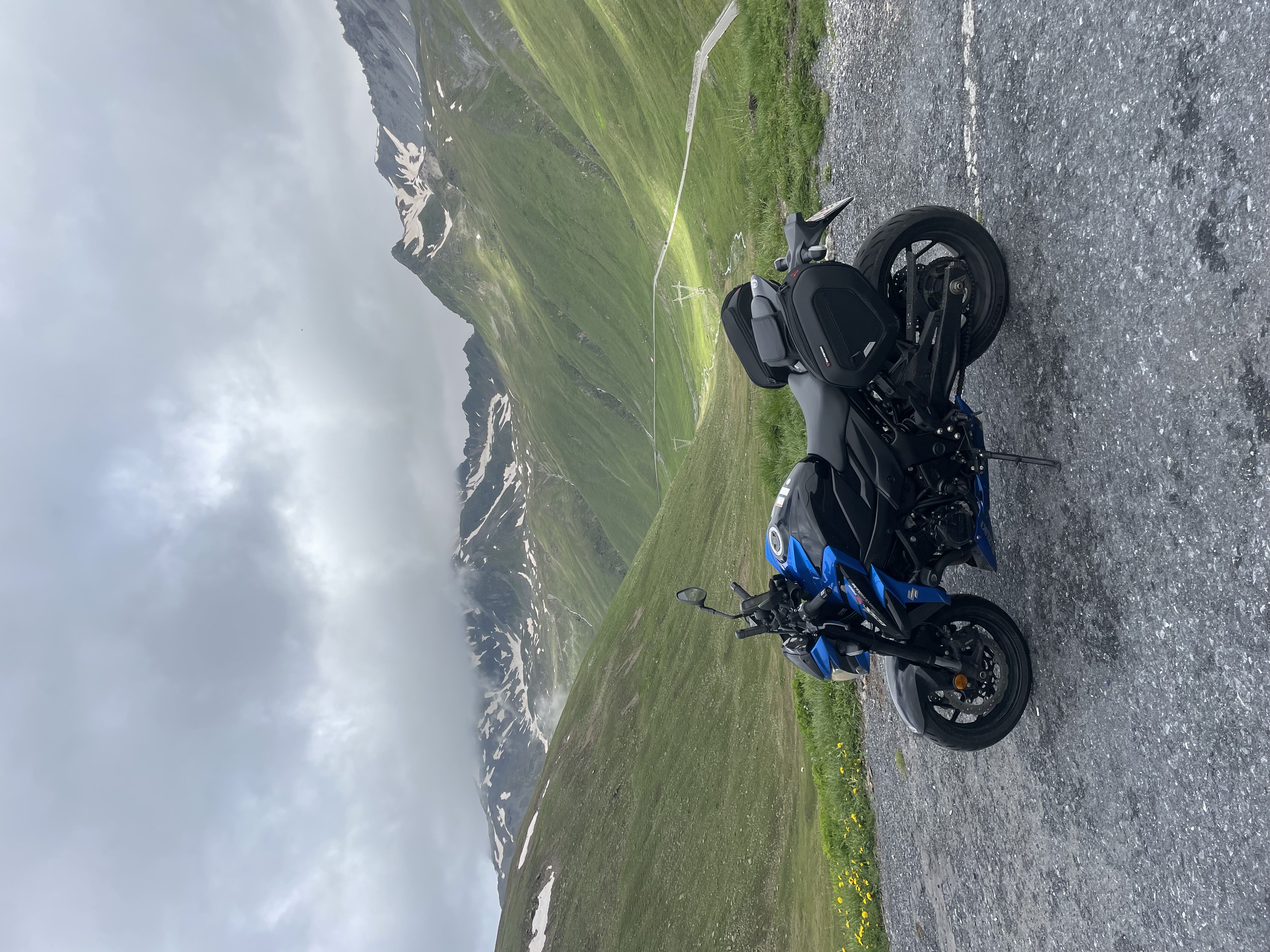 Wat meenemen op motorreis: ultieme inpaklijst en slimme reistips